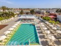 nicholas color hotel pool